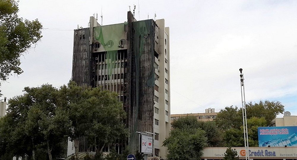 Погашен пожар в административном здании по улице Амира Темура