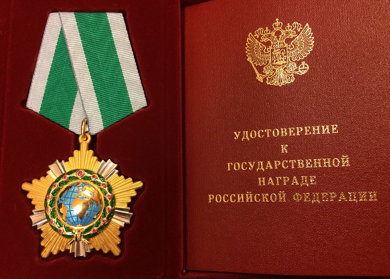 Владимир Путин наградил узбекистанца Талъата Мурадова Орденом Дружбы