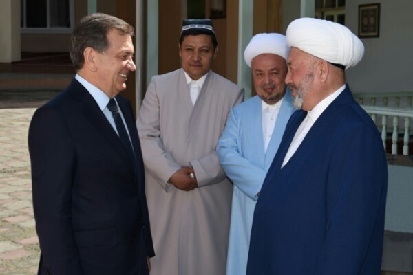 Президент Узбекистана даст ифтар делегатам съезда мусульманских деятелей Узбекистана