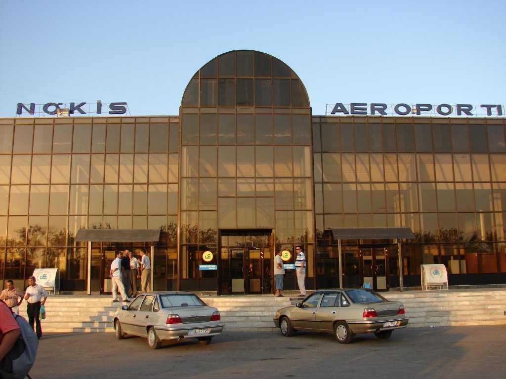 Пассажиры рейса Ташкент-Нукус возмущены коррупцией в авиакассах