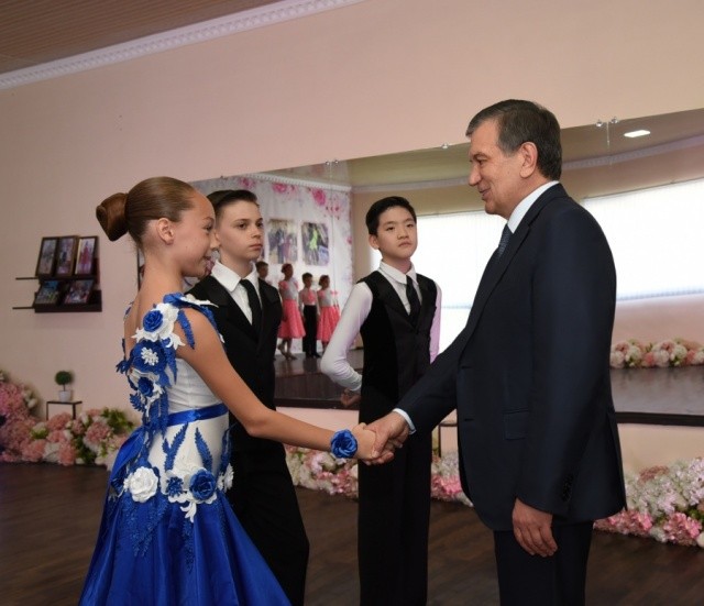 Президент Шавкат Мирзиёев посетил махаллю «Катта Корасув»
