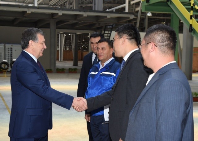 Президент Узбекистана Шавкат Мирзиёев посетил Ангрен