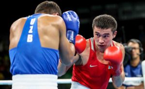6 узбекских боксёров будут драться за выход в финал ЧМ по боксу