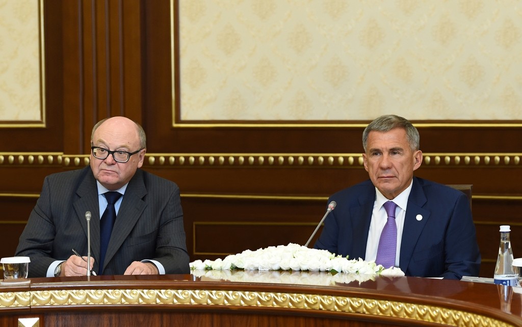 Президент Шавкат Мирзиёев принял Рустама Минниханова