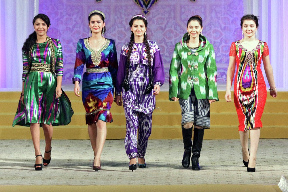 В Ташкенте прошел показ современной узбекско-южнокорейской моды