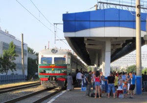 Запуск электрички Ташкент-Бекабад