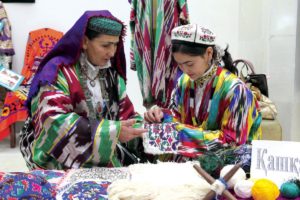 Развитие национального ремесленничества в Узбекистане
