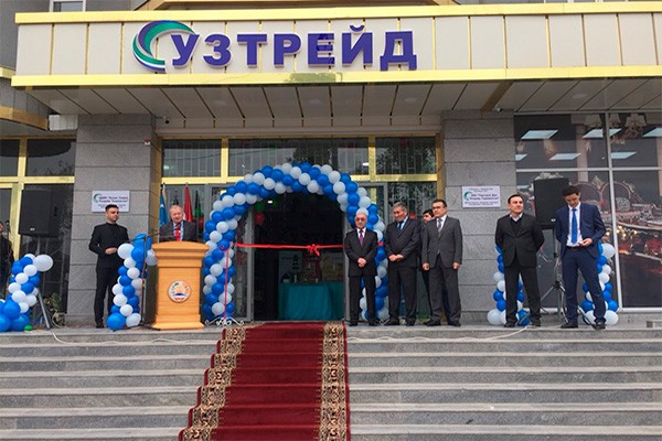 «Узтрейд» открыл торговый дом в Таджикистане