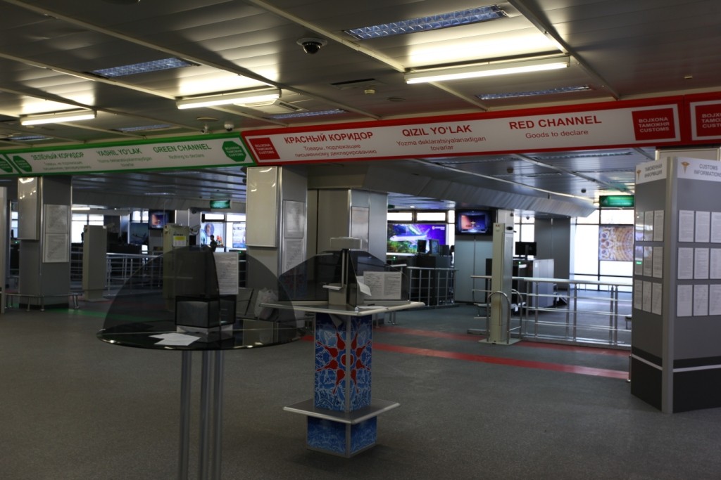 «Зеленый» и «Красный»: система двойного коридора запущена  в аэропортах Узбекистана