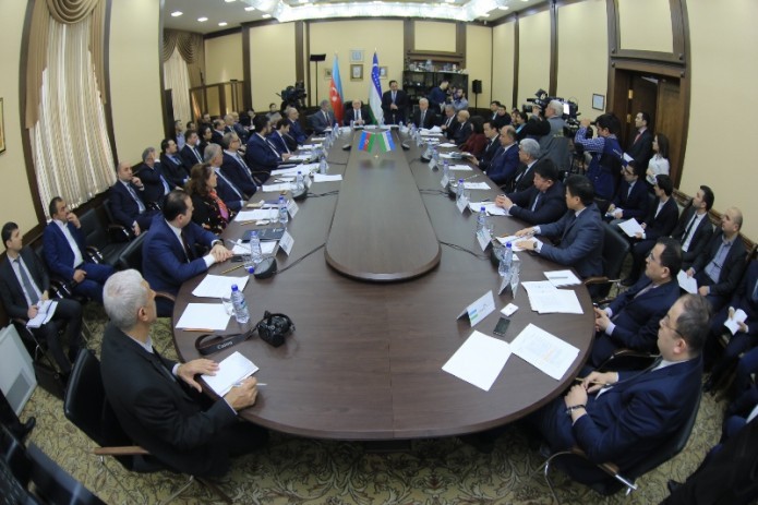 Предприниматели Узбекистана и Азербайджана провели бизнес-форум в Ташкенте
