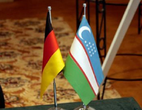 Абдулазиз Камилов пригласил федерального министра Германии на конференцию по Афганистану