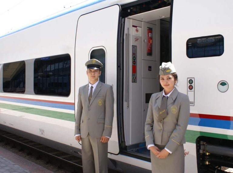 АО «Узбекистон темир йуллари» вводит скидки на билеты до Иссык-Куля
