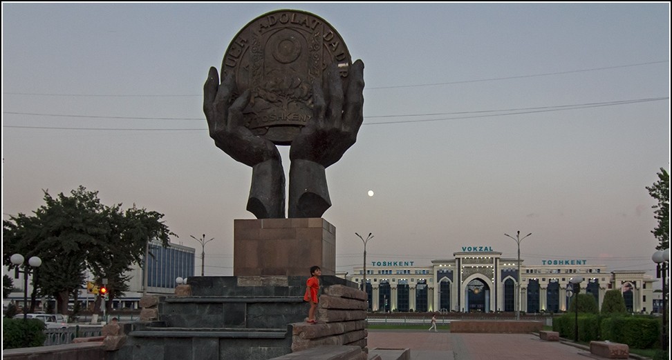 На место монумента «Герб Ташкента» вернется памятник Бердаха