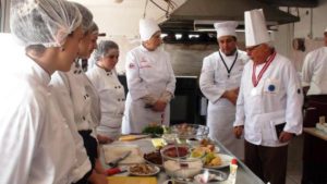 В Узбекистане появится международный колледж кулинарии и туризма