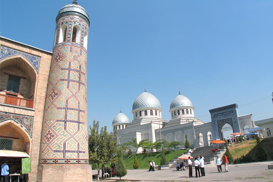 В мечетях Ташкента установлены инфокиоски для внесения пожертвований