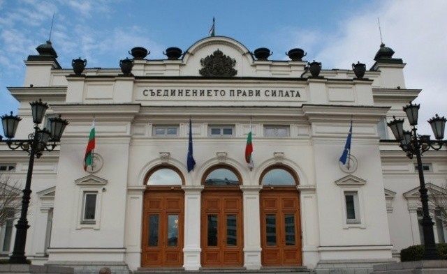 Болгарские парламентарии едут к узбекским коллегам