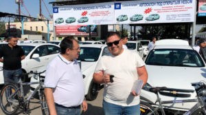 «Автосалон под открытым небом»: GM Uzbekistan за два дня работы заработала почти 4 млрд сумов