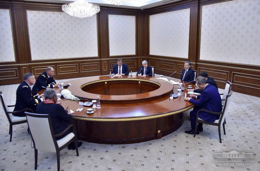 Шавкат Мирзиёев провел переговоры с делегацией США
