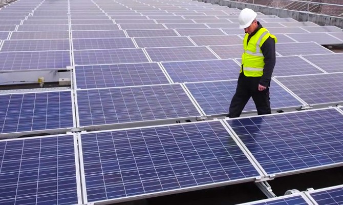Индия инвестирует в строительство солнечных электростанций в Узбекистане