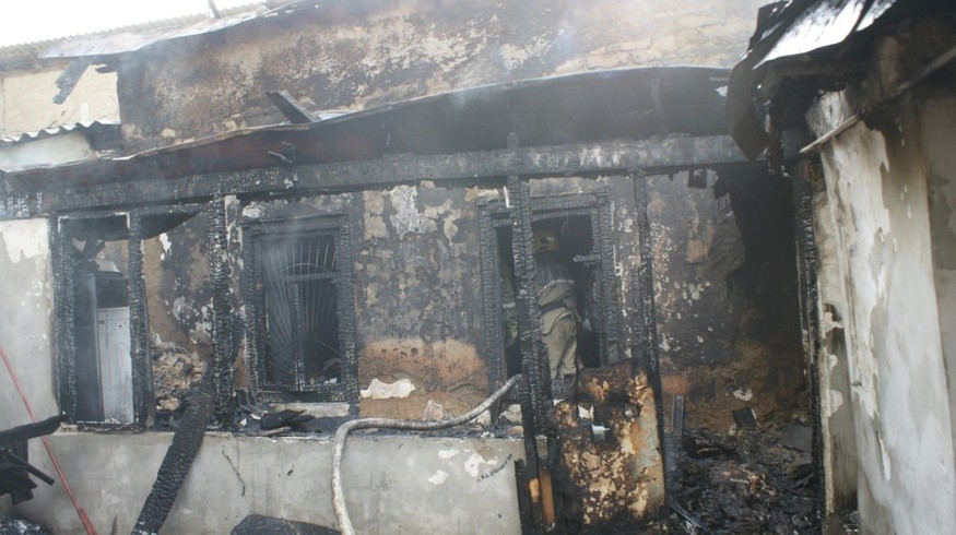 В сгоревшем в Юнусабадском районе доме погиб мужчина