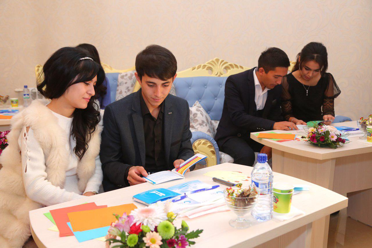 В Ташкенте открылась «Инновационная школа будущих молодоженов»