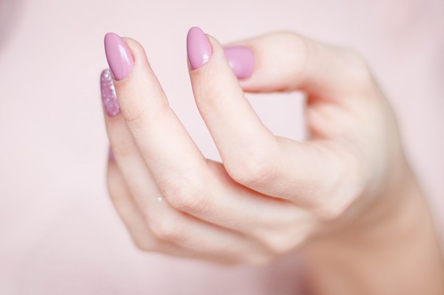 Влияет ли соотношение длины пальцев женщин на их моральный облик?