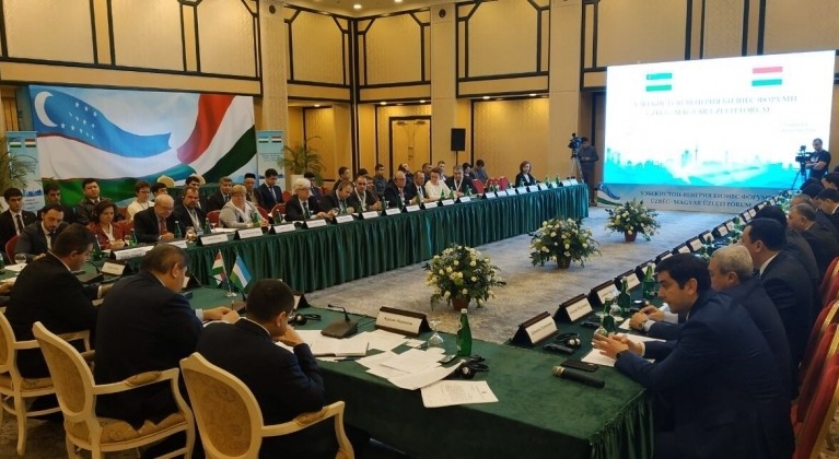 На Узбекско-Венгерском бизнес-форуме подписаны документы более чем на $44 млн
