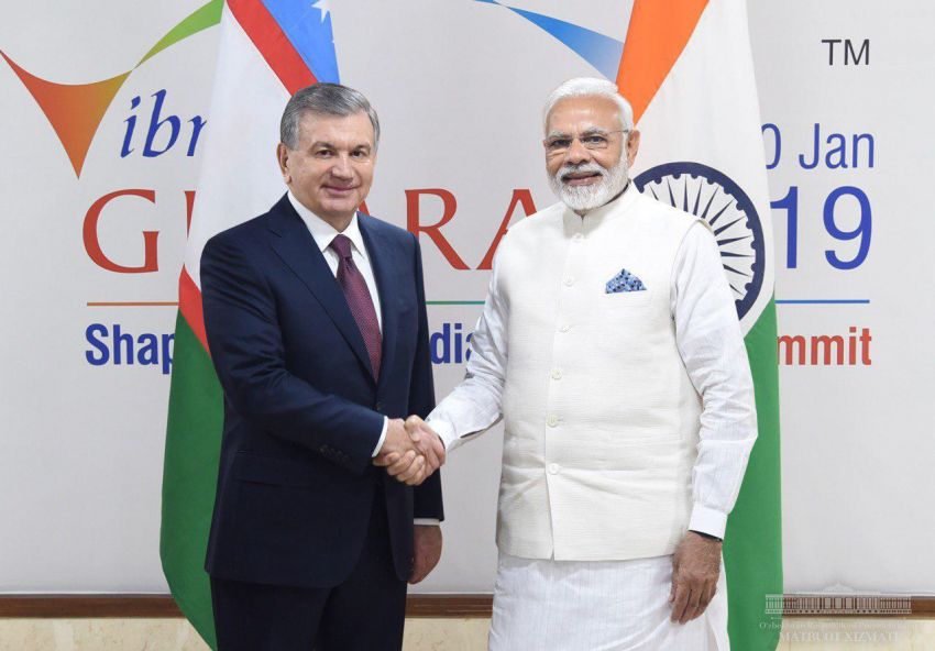 Шавкат Мирзиёев провел встречу с Премьер-министром Индии Нарендрой Моди