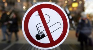 “Тошкент-Рига-Нью-Йорк” рейсининг йўловчиси 500 қути сигаретани олиб ўтишга уринди