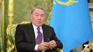 Нурсултан Назарбаев сложил с себя полномочия президента