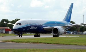 Узбекистан купит 2 самолета Боинг-787 и запасной двигатель за $246