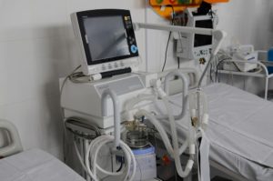 Китай безвозмездно передаст Узбекистану 160 аппаратов искусственной вентиляции легких
