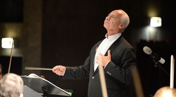 Владимир Спиваков даст благотворительный концерт в Ташкенте