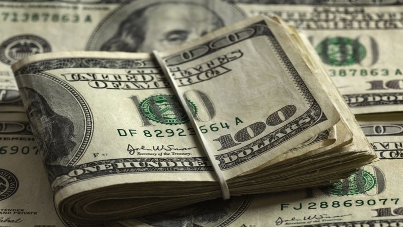 Центральный банк узнал сумму сбережений узбекистанцев в долларах