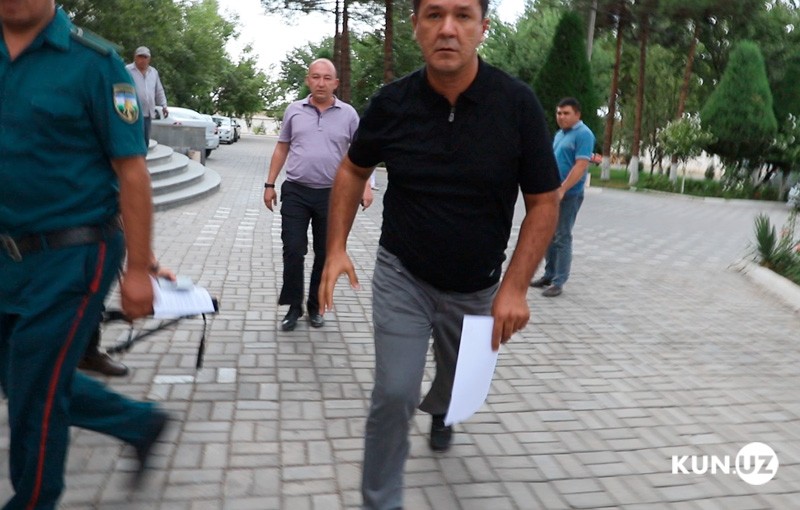 СМИ: уволен замхоким угрожавший сотрудникам Kun.uz
