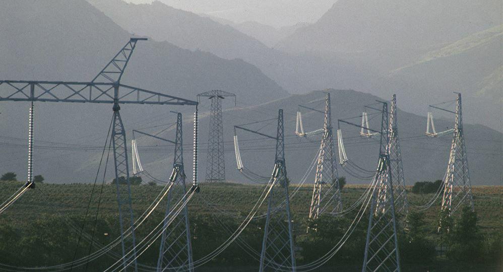 Таджикистан приостановил экспорт электроэнергии в Узбекистан