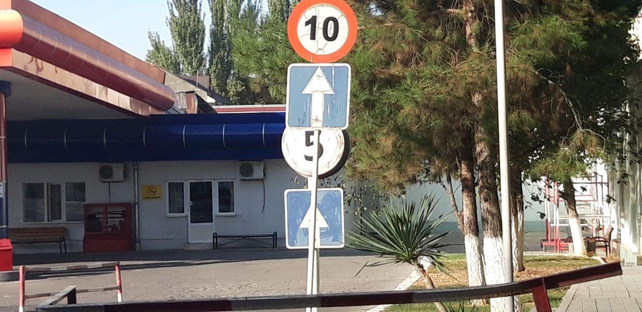 МВД: часть дорожных знаков в Узбекистане устарела