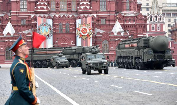 Шавкат Мирзиёев примет участие в параде Победы в Москве