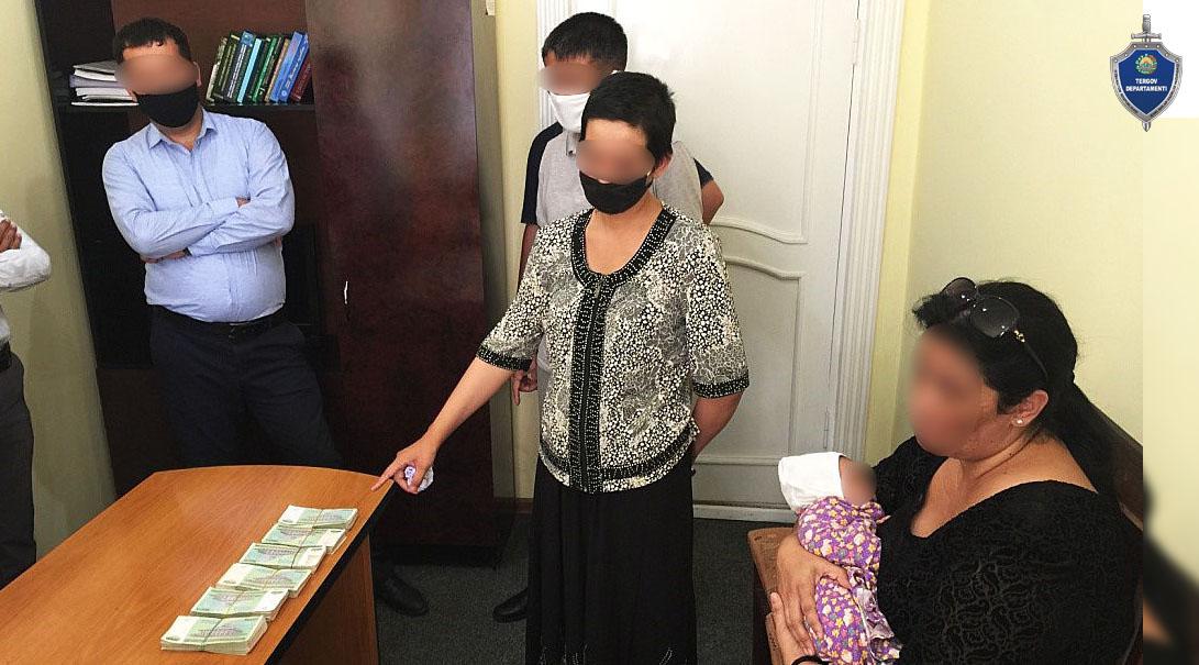 В Навои 22-летняя девушка пыталась продать своего ребенка за 3 млн сумов