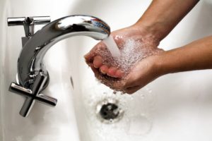 Вы руки перед едой мыли?