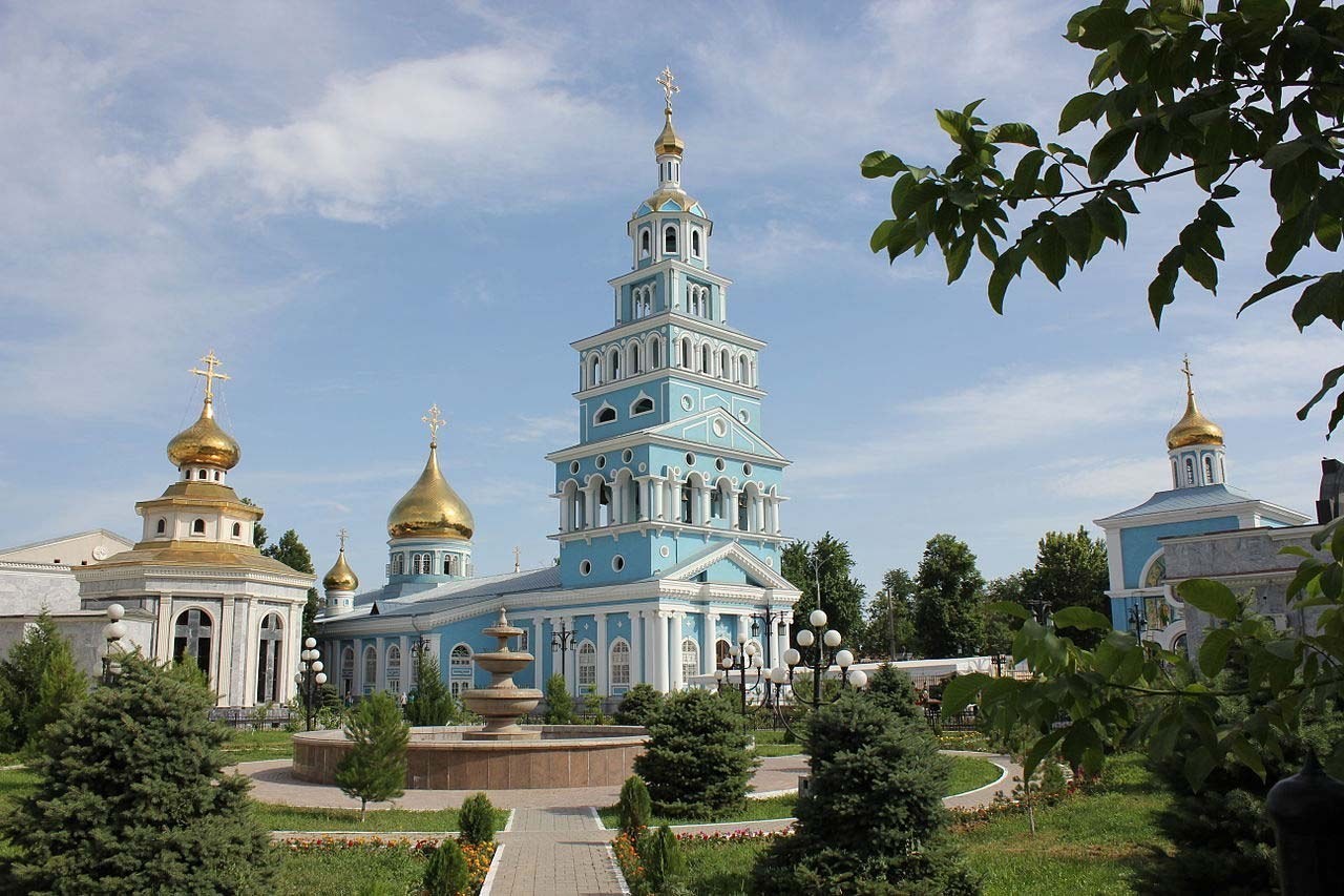 В Ташкенте православные христиане встретили Рождество