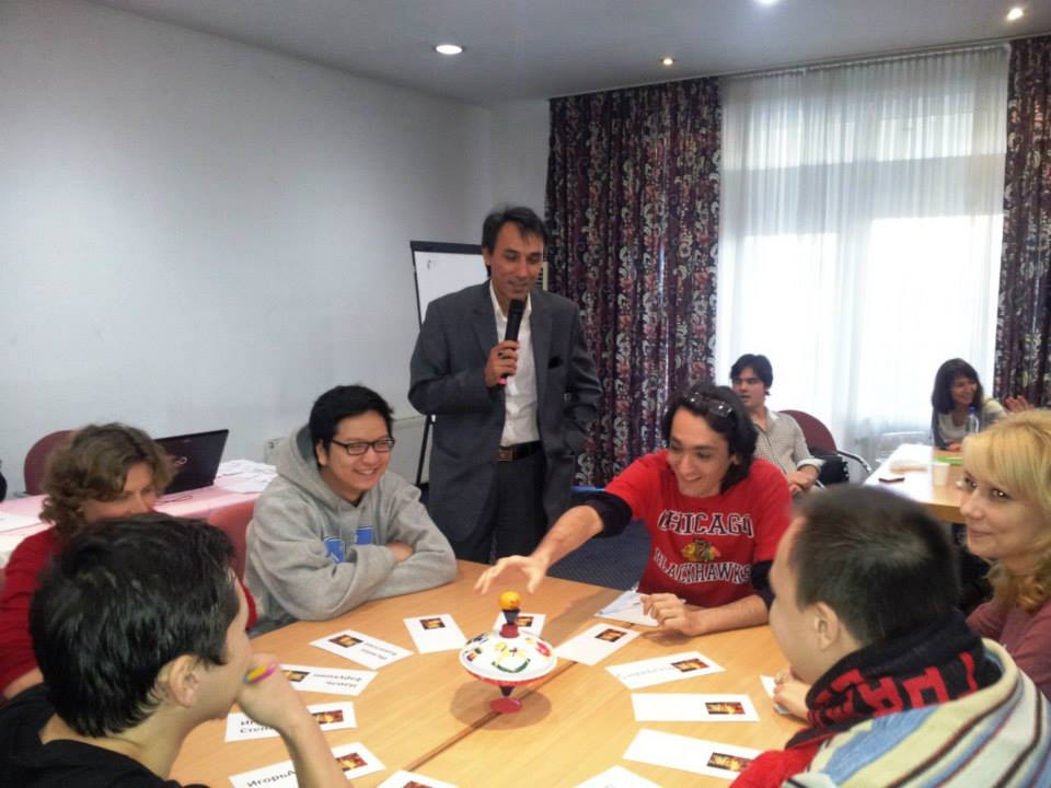В Ташкенте прошел турнир памяти Азиза Алиева по игре «Что? Где? Когда?»