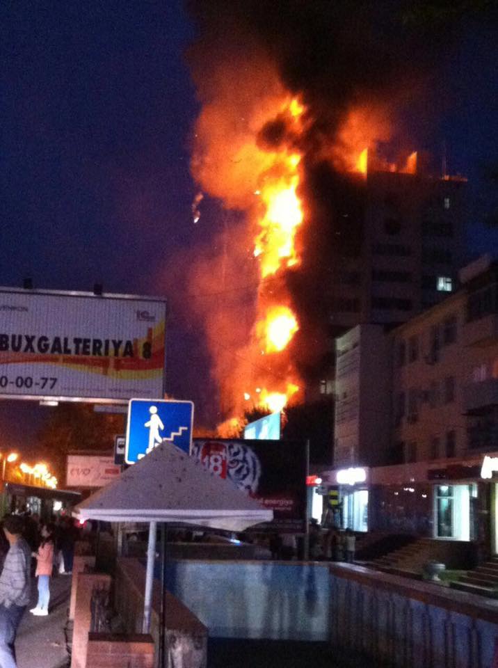 В Ташкенте произошел пожар в районе Алайского рынка