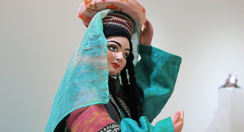 Выставка «Узбекские куклы» в международном караван-сарае Икуо Хироямы