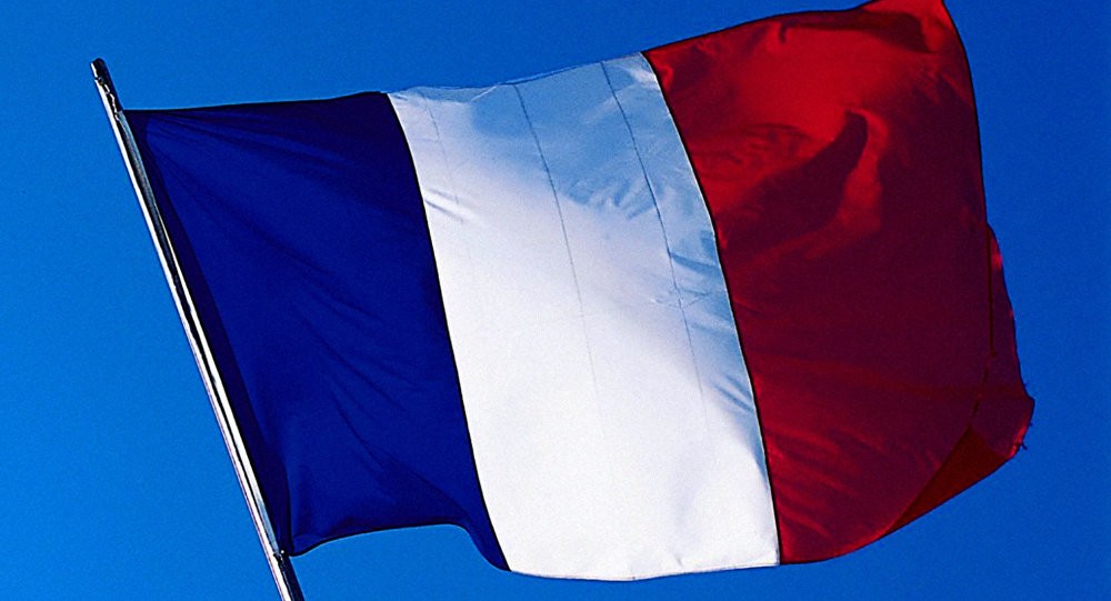 Визовый отдел посольства Франции меняет порядок приема граждан