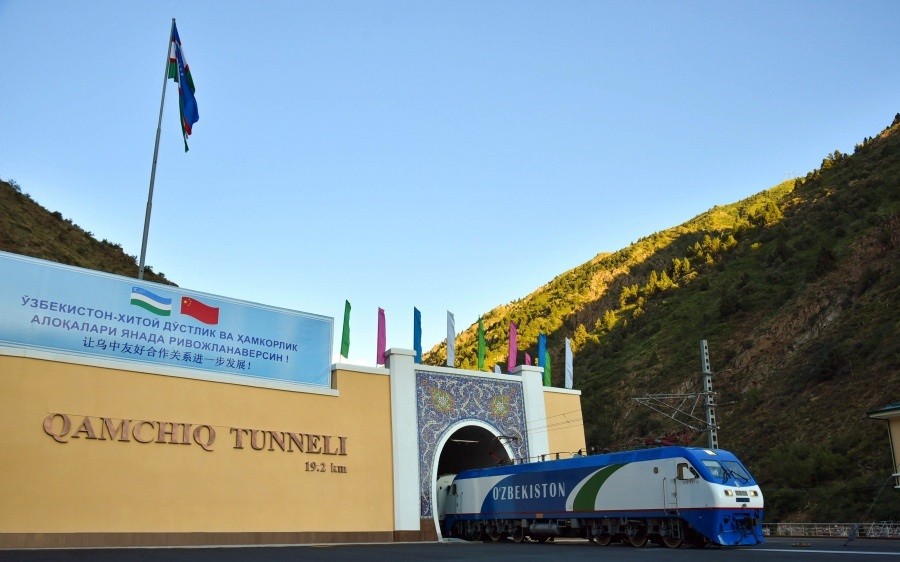 Первый поезд Ташкент-Андижан через тоннель отправится 27 августа 2016 года
