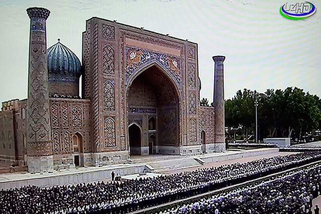 Президент Ислам Каримов похоронен на кладбище Шахи-Зинда в Самарканде