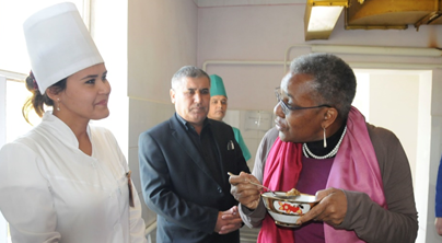 Посол США Спратлен посетила ключевое учреждение по борьбе с туберкулезом