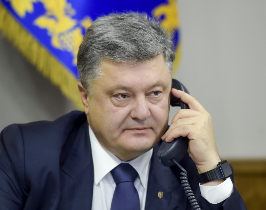 Пётр Порошенко пригласил президента Узбекистана осуществить визит в Украину