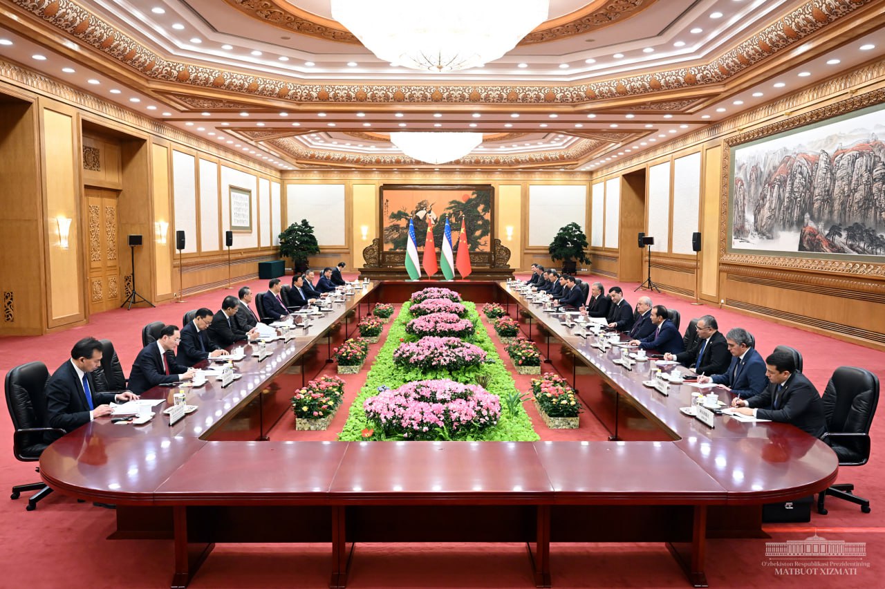 Главы Узбекистана и Китая